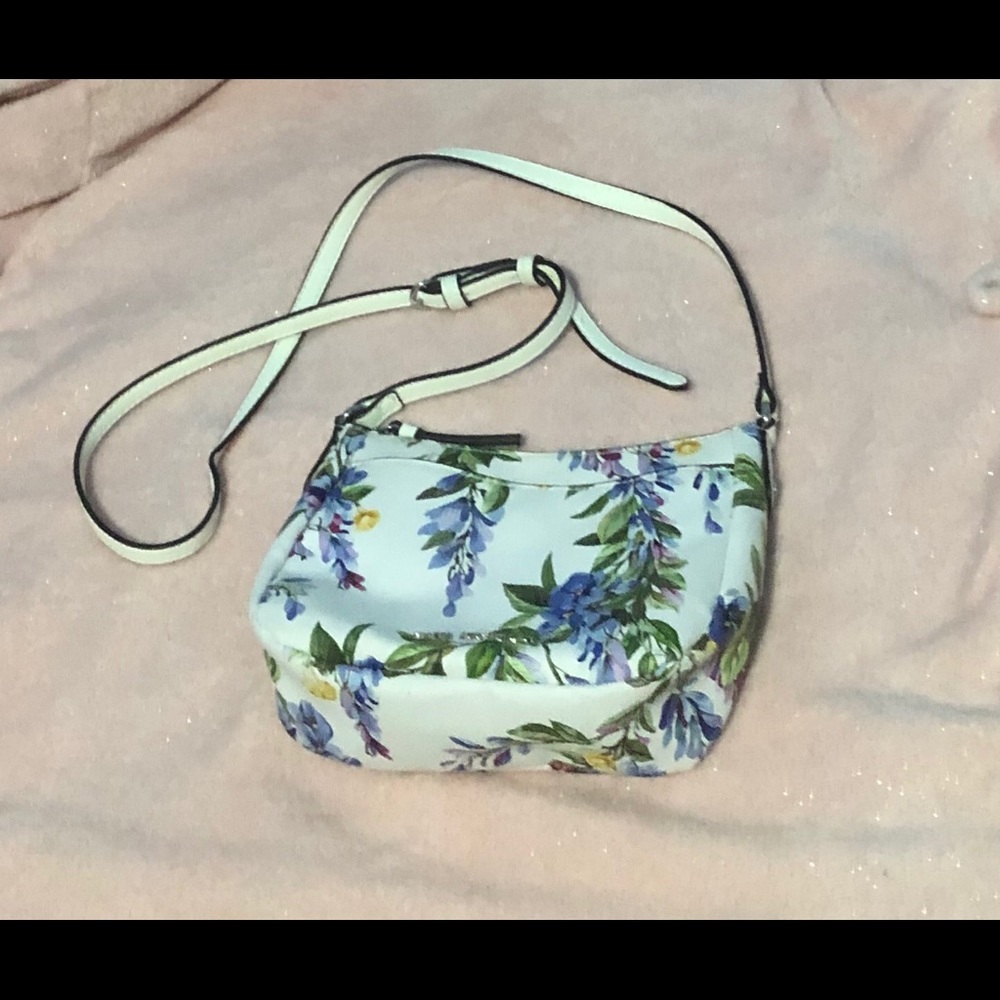 Floral cross body puse🌺